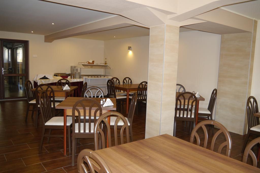 Hotel Tagore Balatonfured Exterior photo
